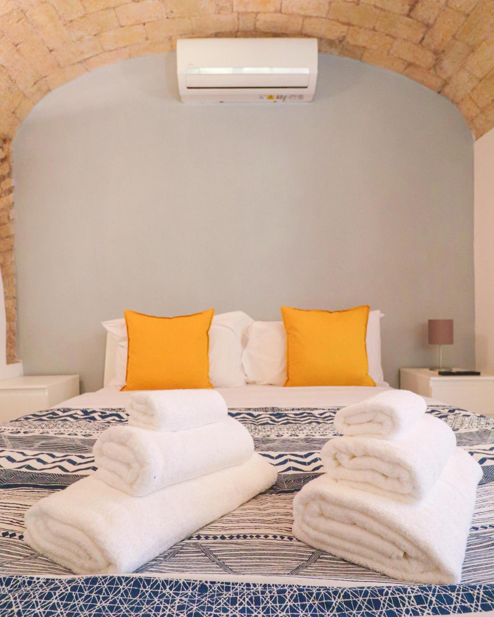 Centre 5min - Cozy & Patio Apartment Rom